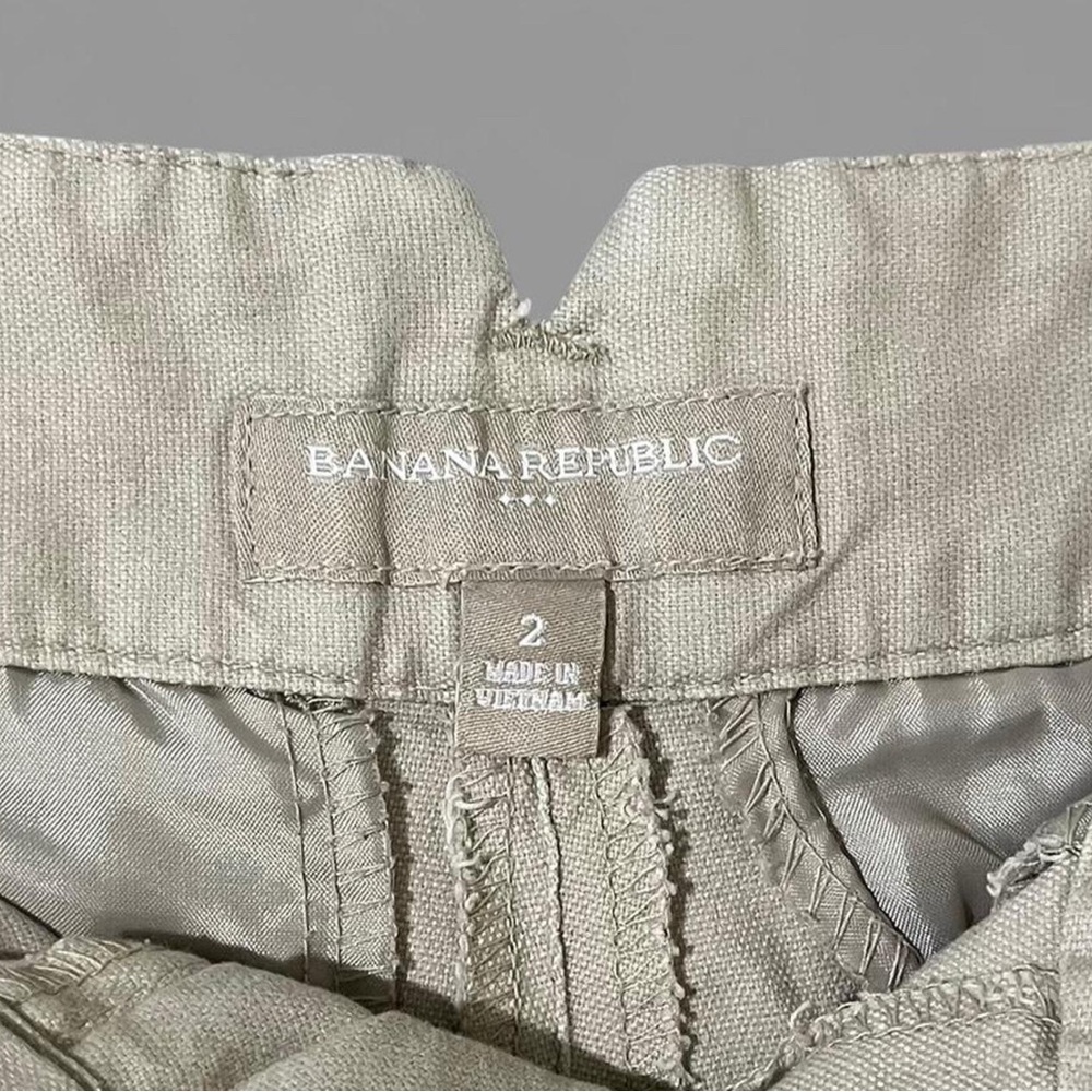 🍌 Banana Republic Khaki Chino Shorts~Women’s Sz 2~Low Rise~V Cutout Detail - Picture 6 of 8